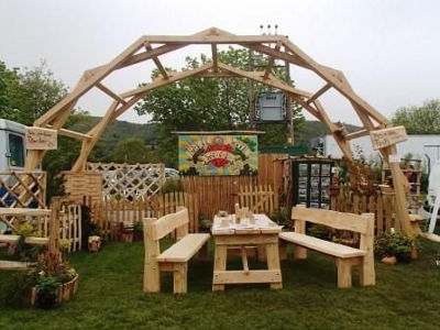 Da Vinci arch made for our (award winning!) stand at Malvern in 2015 Da Vinci arch made for our stand at Malvern in 2015