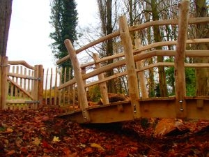 Cleft and sawn Chestnut bridge Cleft and sawn Chestnut bridge