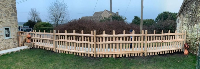 Mortise framed cleft Chestnut picket fencing Mortise framed cleft Chestnut picket fencing