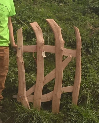 Cleft Chestnut 'wiggly' wicket gate Rustic Cleft Chestnut 'wiggly' wicket gate
