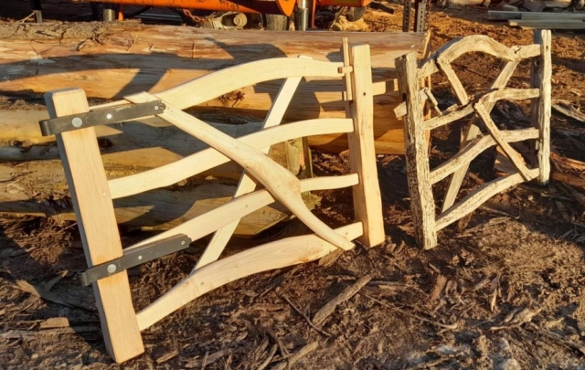 We recreated a much loved but broken gate using the customer's own hinges. We recreated a much loved but broken gate using the customer's own hinges.