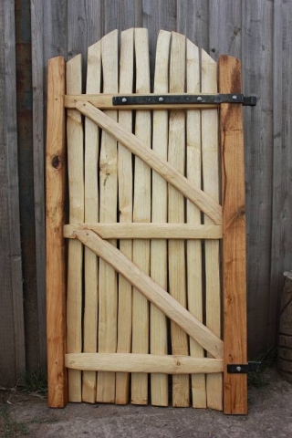 Sawn Oak and cleft Chestnut Avenbury Gate with hand forged hinges Sawn Oak and cleft Chestnut Avenbury Gate with hand forged hinges
