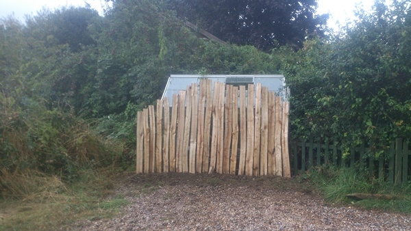 Cleft Chestnut palisade screen Cleft Chestnut palisade screen