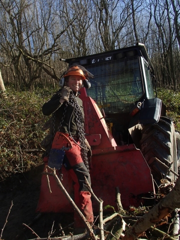 Aly skidding logs with our Valmet 6100 forestry tractor Aly skidding logs with our Valmet 6100 forestry tractor