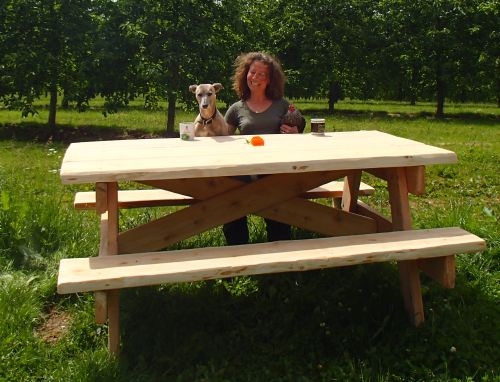 Chestnut picnic table Chestnut picnic table