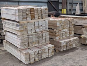 Sawn Oak and Chestnut timber